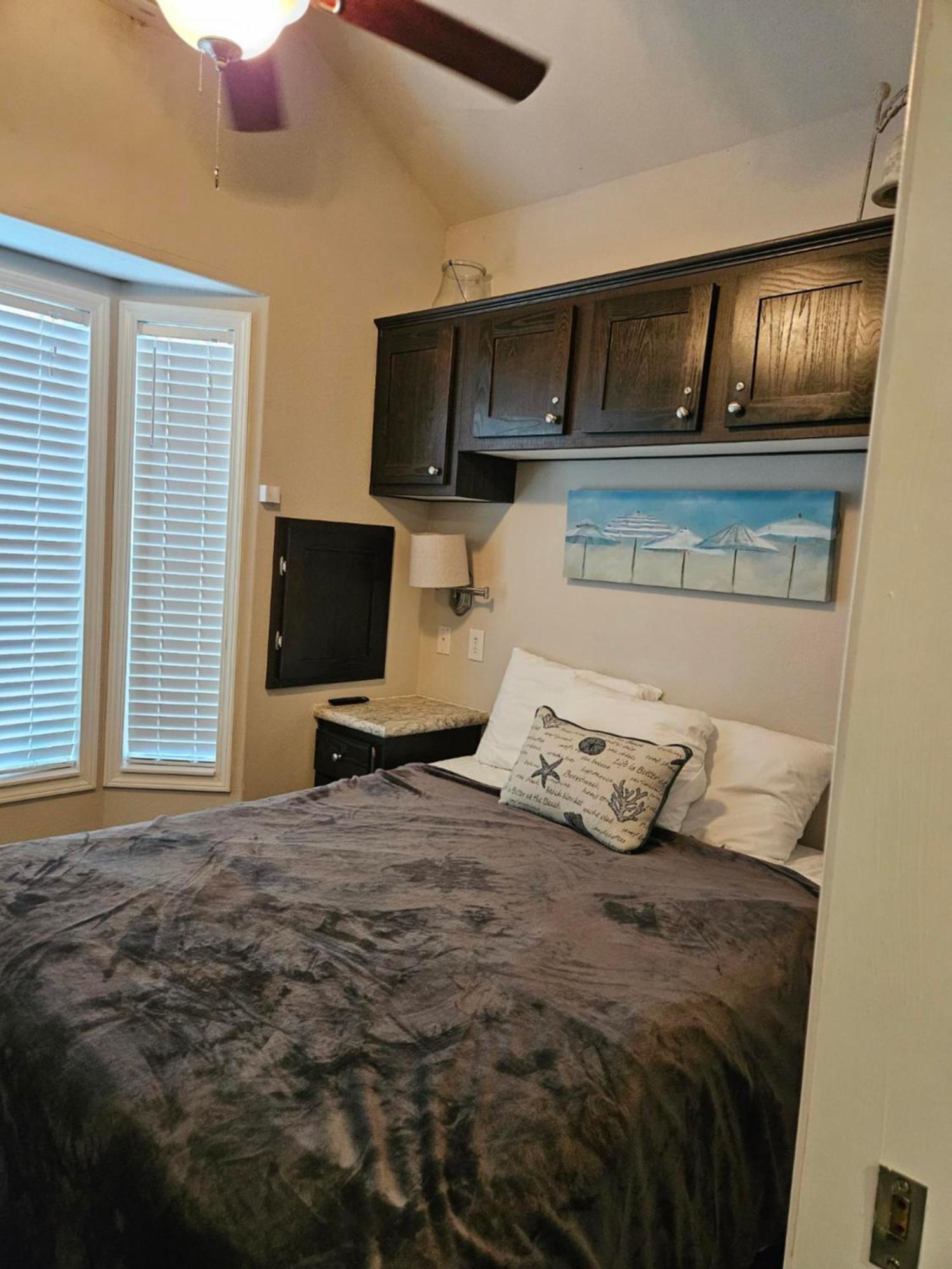Live Oak Landing Hotel Freeport Buitenkant foto